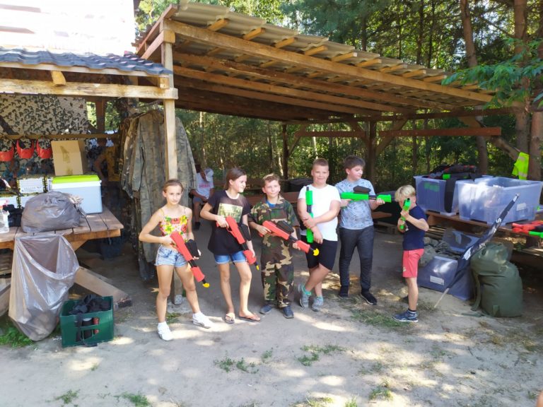 paintball radom, paintball w radomiu najlepszy, najwiekszy paintball w radomiu, kawalerski w radomiu, panienski w radomiu, imprezy-integracyjne radom, paintball stara wola golebiowska, 24