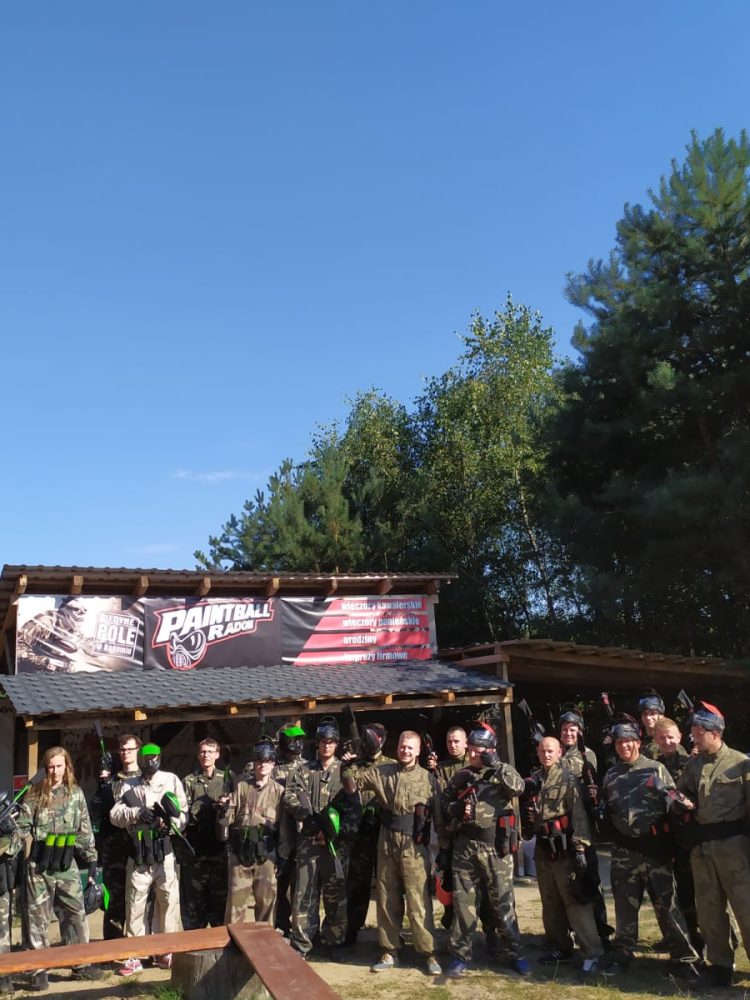 paintball radom, paintball w radomiu najlepszy, najwiekszy paintball w radomiu, kawalerski w radomiu, panienski w radomiu, imprezy-integracyjne radom, paintball stara wola golebiowska, 2